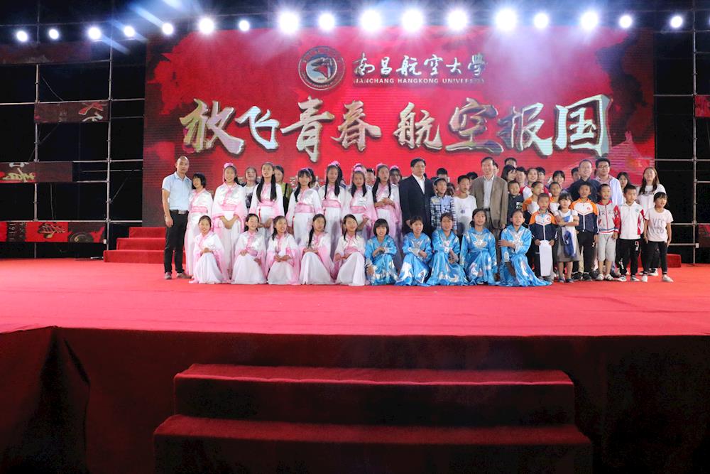 d708181fc18a4d38ad6533840417d133.jpg