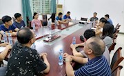 学院召开青年教师座谈会
