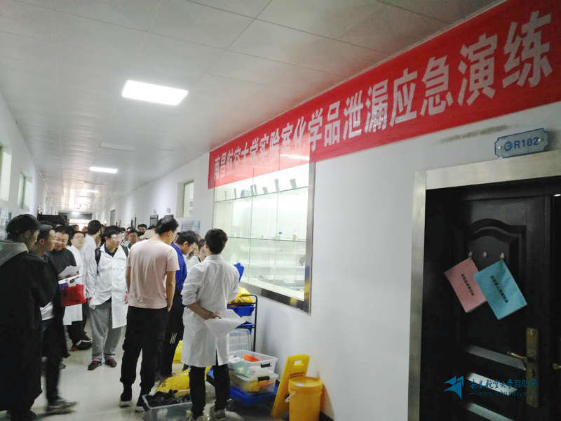 dca2dcbe3982484ab832eab92104f9eb.jpg