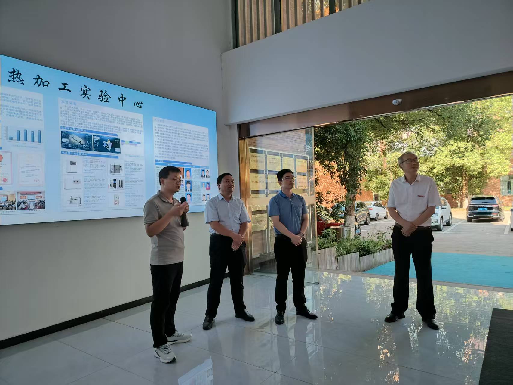 江西理工大学副校长汪航来院指导学科建设