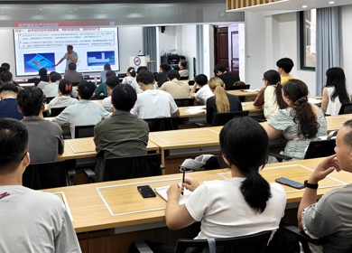 航空工业江西景航航空锻铸有限公司总工艺师韩志飞来校讲学