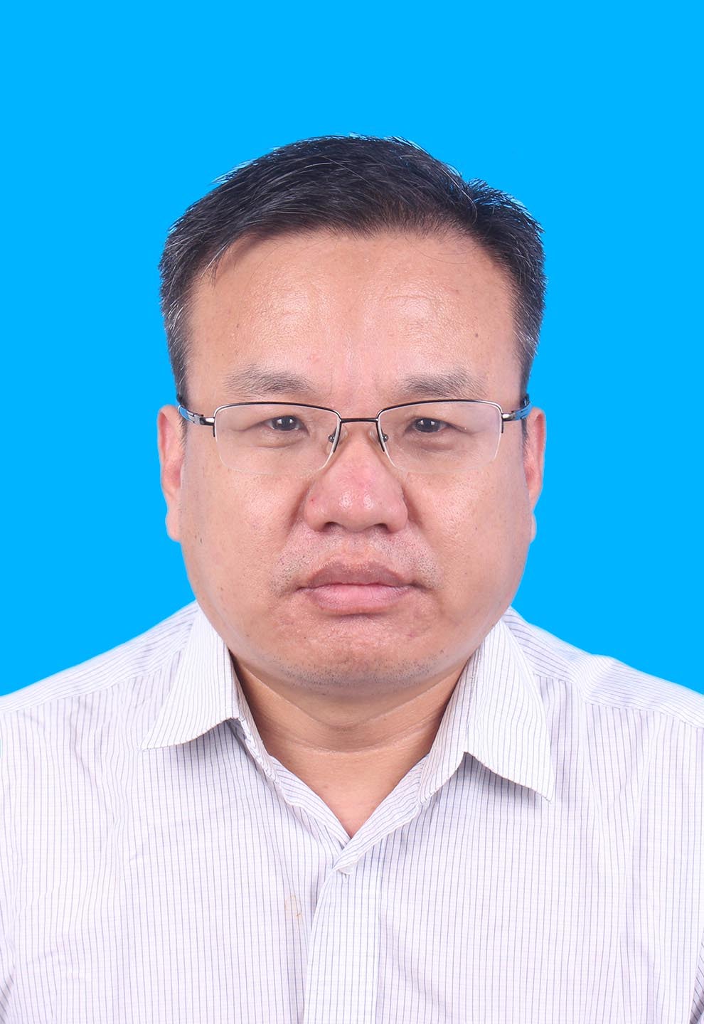 卢百平